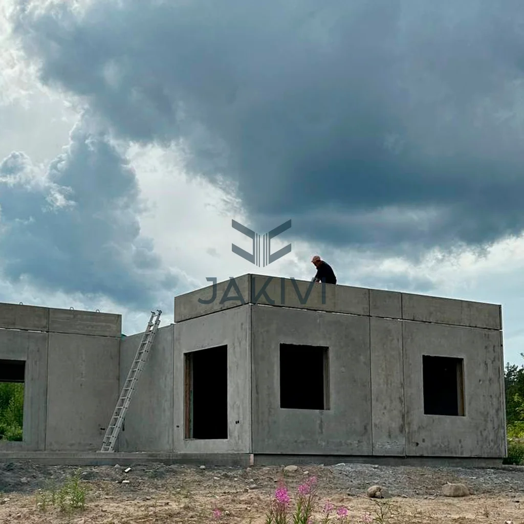 📋 О компании Якиви